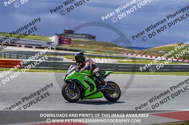 cadwell no limits trackday;cadwell park;cadwell park photographs;cadwell trackday photographs;enduro digital images;event digital images;eventdigitalimages;navarra;no limits trackdays;peter wileman photography;racing digital images;trackday digital images;trackday photos